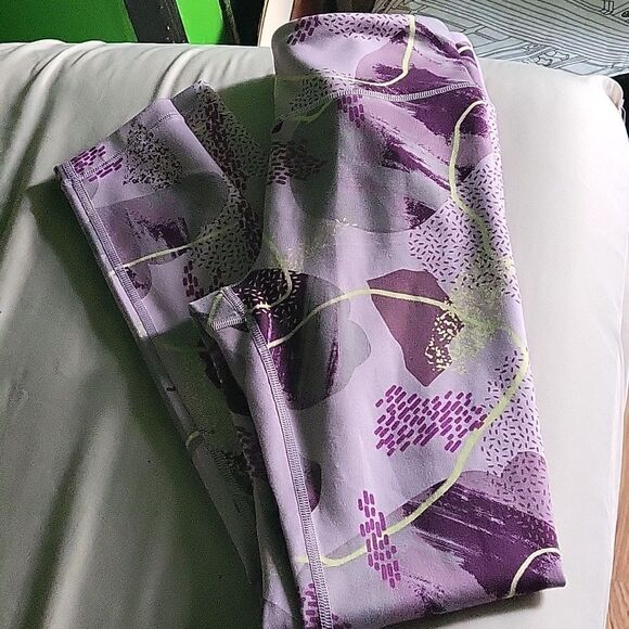 Athleta High Rise Chit Chat Printed Leggings - Picture 2 of 2